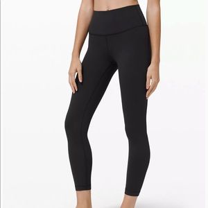 Black Wunder Under 7/8 Lululemon leggings